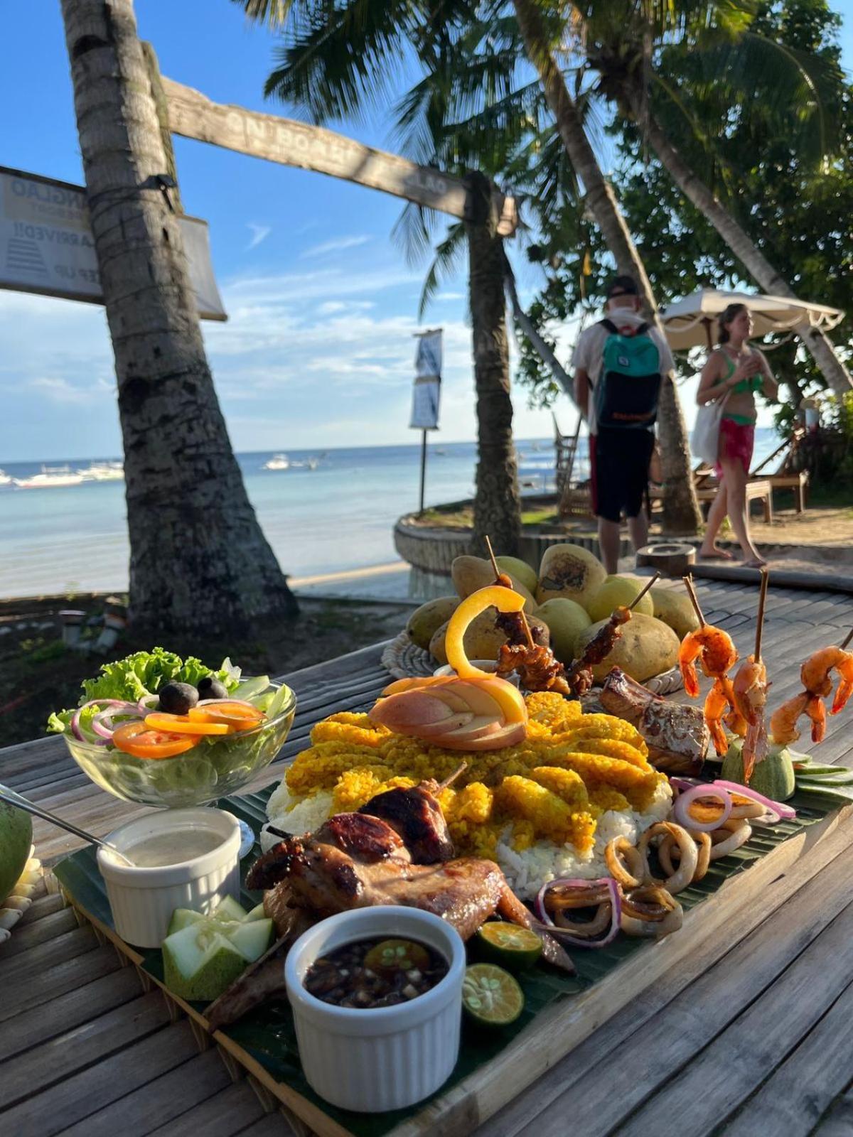 On Board Panglao Beach Hostel & Resort With Free Motorbike Dao  Екстериор снимка